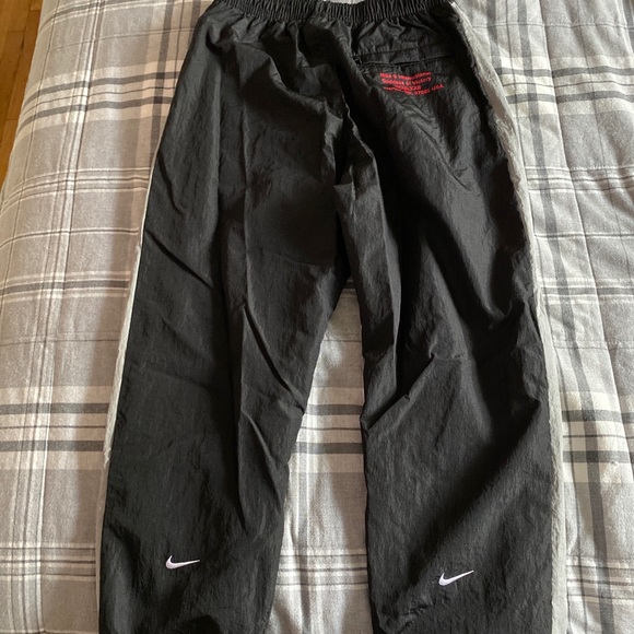 Men’s Nike Double Swoosh Pant Size M - Picture 3 of 4